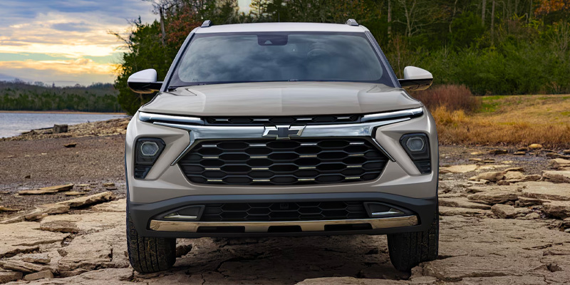 An ideal compact SUV emphasizing its maneuverability, fuel efficiency, and versatile performance.