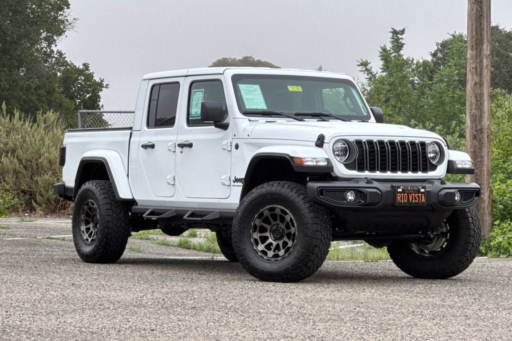 2025 Jeep Gladiator Nighthawk