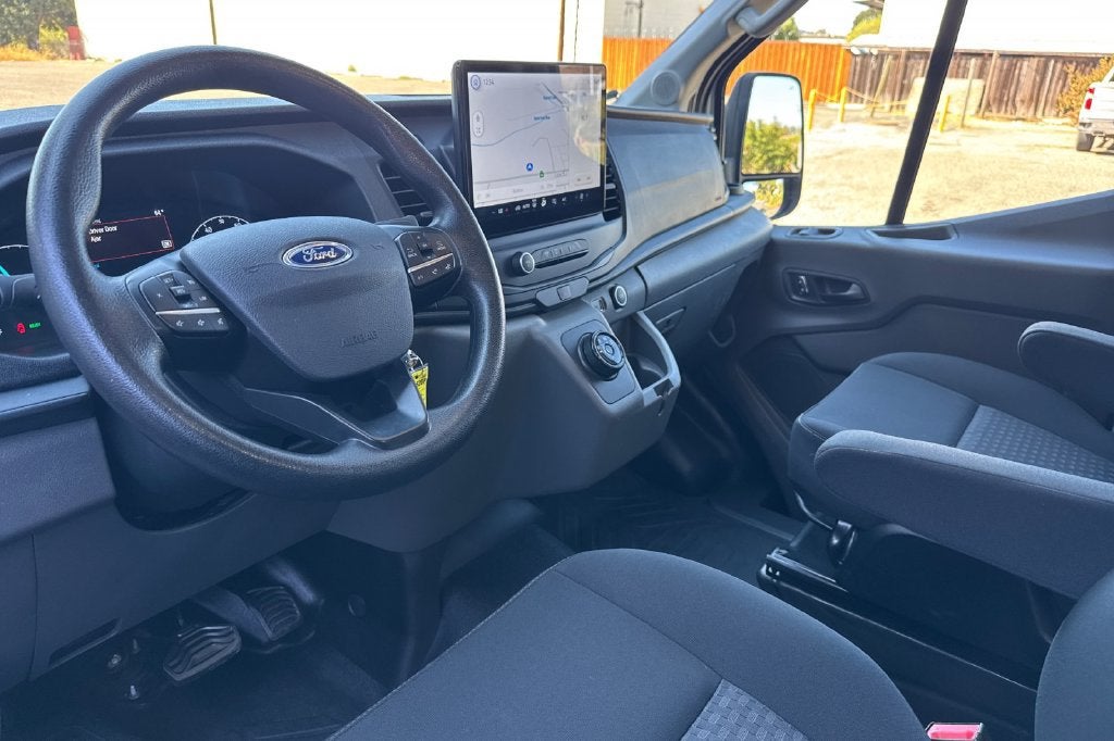 2023 Ford E-Transit Cargo Van Base