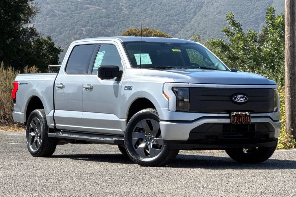 2024 Ford F-150 Lightning Flash