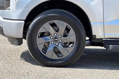 2024 Ford F-150 Lightning Flash