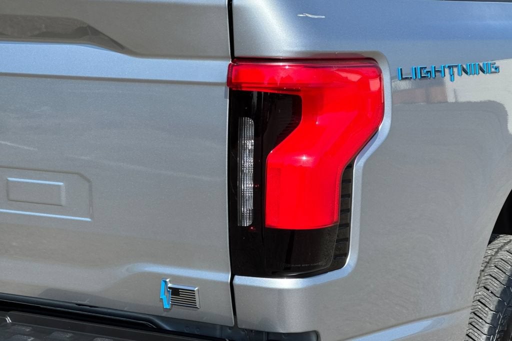 2024 Ford F-150 Lightning Flash