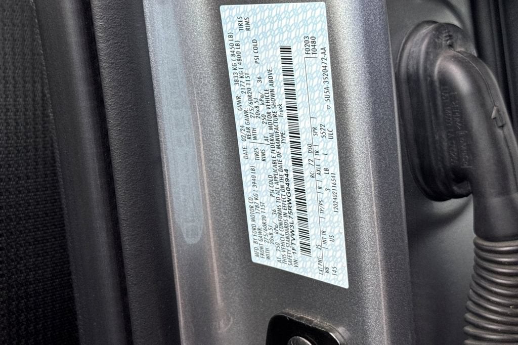 2024 Ford F-150 Lightning Flash