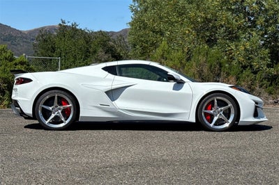 2025 Chevrolet Corvette E-Ray 2LZ