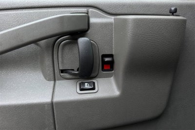 2020 Chevrolet Express Passenger 3500 1LS