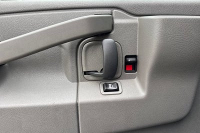 2020 Chevrolet Express Passenger 3500 LS