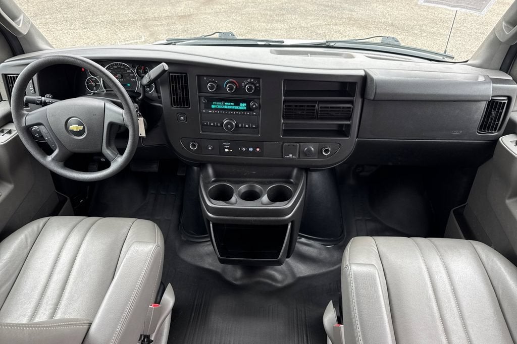 2020 Chevrolet Express Passenger 3500 LS