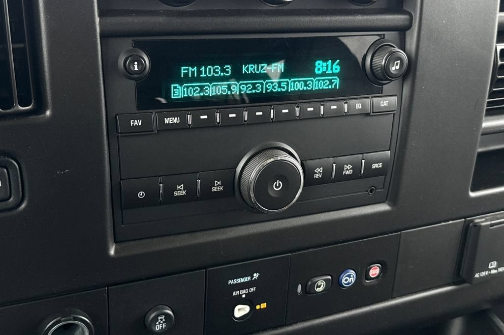 2020 Chevrolet Express Passenger 3500 LS