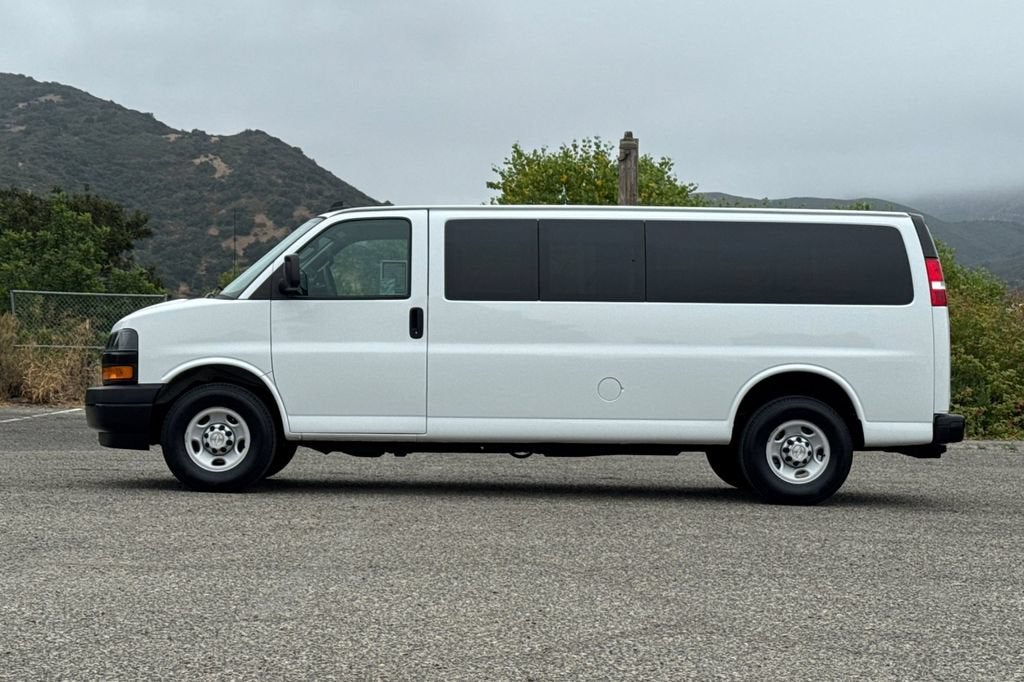 2020 Chevrolet Express Passenger 3500 LS