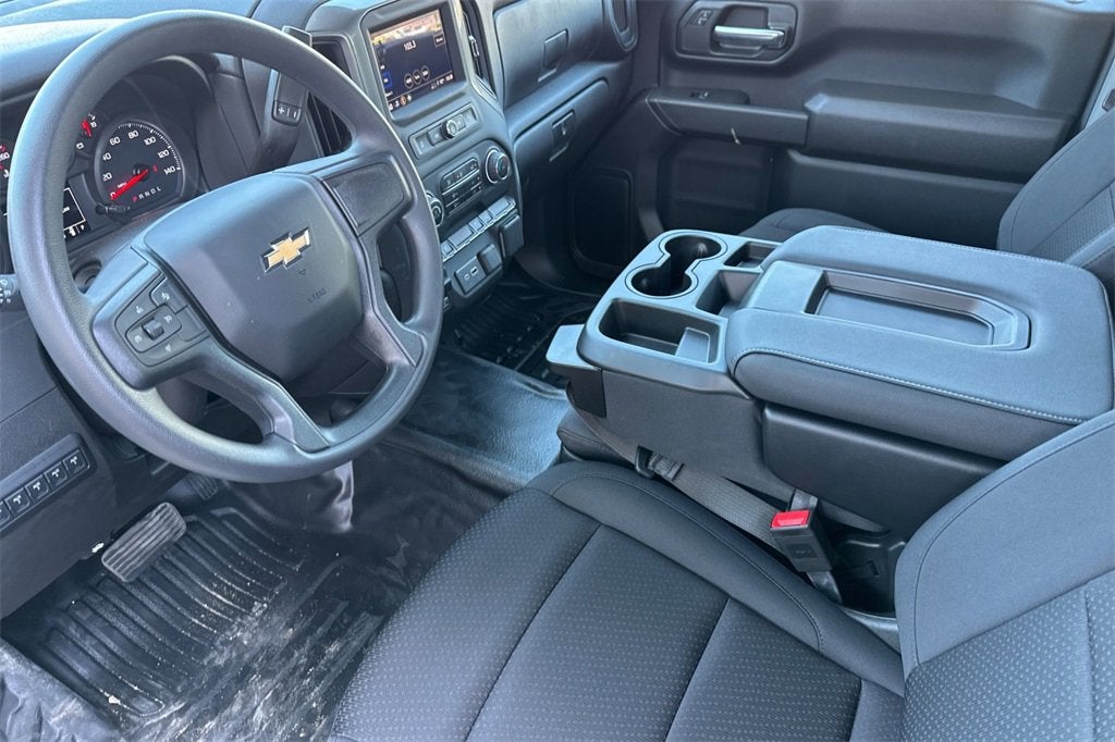 2025 Chevrolet Silverado 3500 HD Chassis Cab Work Truck