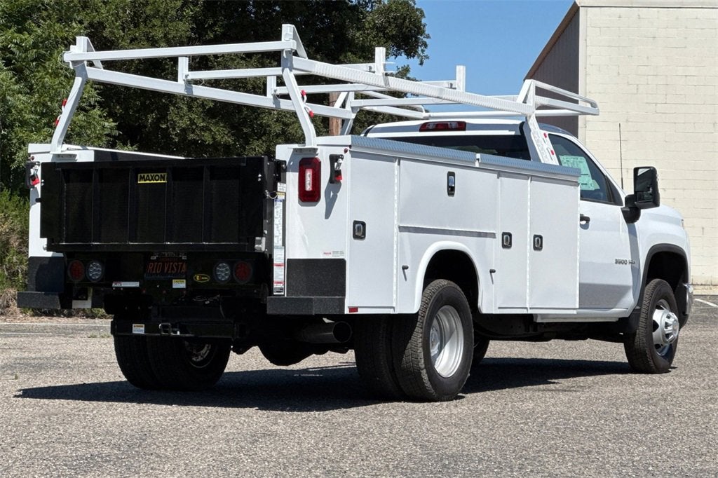 2025 Chevrolet Silverado 3500 HD Chassis Cab Work Truck