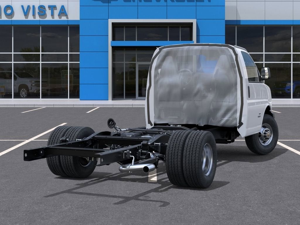 2026 Chevrolet Express Cutaway 3500 1WT