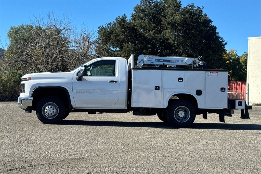 2025 Chevrolet Silverado 3500 HD Chassis Cab Work Truck
