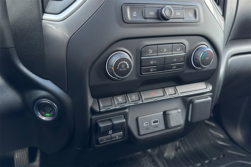 2025 Chevrolet Silverado 3500 HD Chassis Cab Work Truck