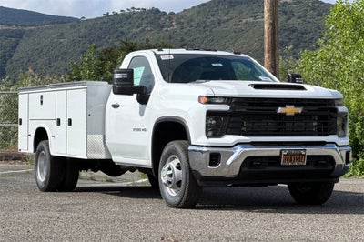 2025 Chevrolet Silverado 3500 HD Chassis Cab Work Truck
