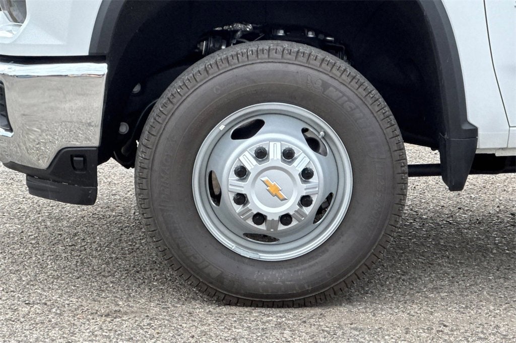 2025 Chevrolet Silverado 3500 HD Chassis Cab Work Truck