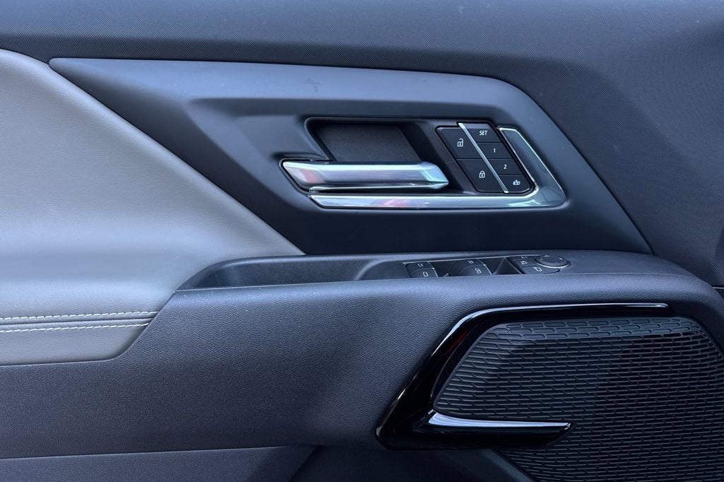 2026 Chevrolet Silverado EV Trail Boss - Max Range