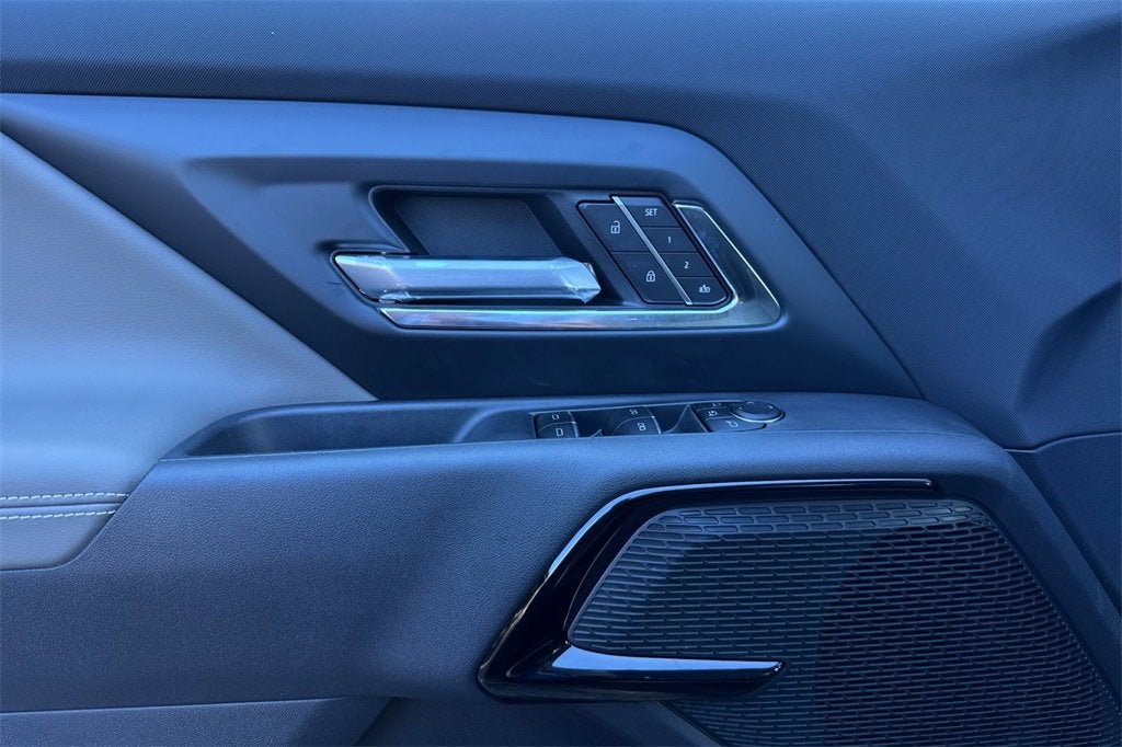 2026 Chevrolet Silverado EV Trail Boss - Max Range