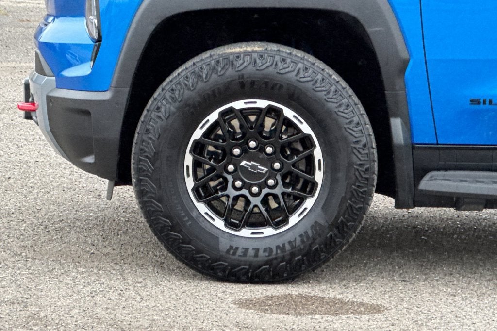 2026 Chevrolet Silverado EV Trail Boss - Max Range