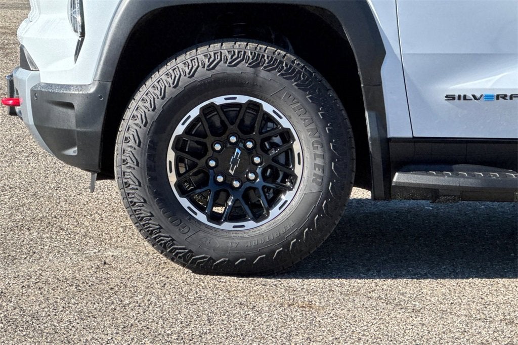 2026 Chevrolet Silverado EV Trail Boss - Max Range