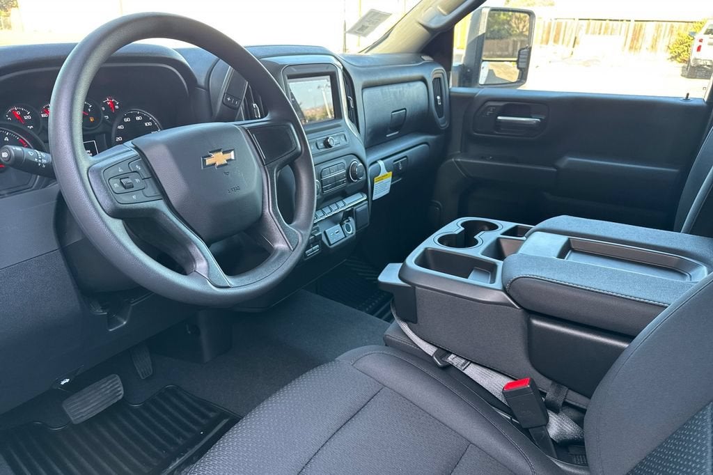 2026 Chevrolet Silverado 3500 HD WT DRW