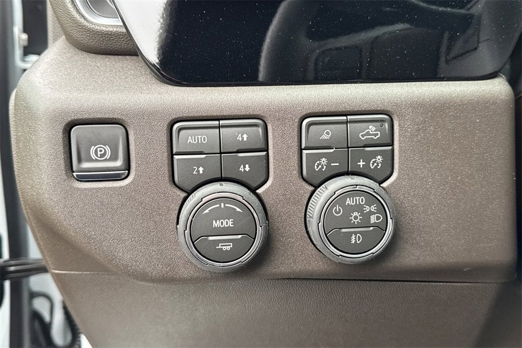 2026 Chevrolet Silverado 3500 HD LTZ DRW