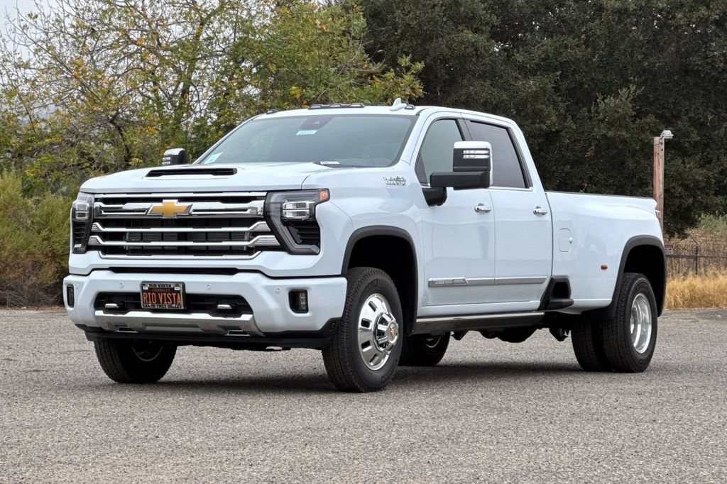 2026 Chevrolet Silverado 3500 HD High Country DRW
