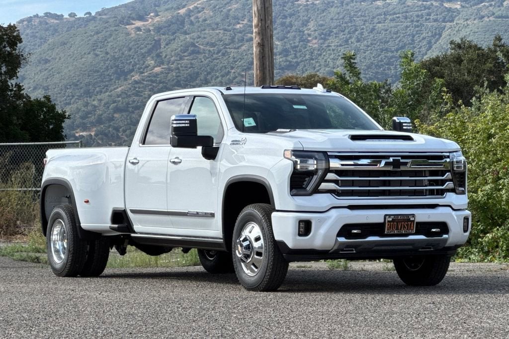 2026 Chevrolet Silverado 3500 HD High Country DRW