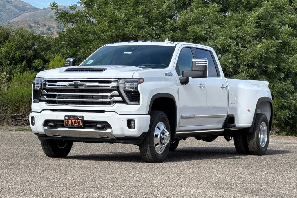 2026 Chevrolet Silverado 3500 HD High Country DRW