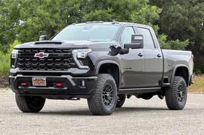 2026 Chevrolet Silverado 2500 HD ZR2