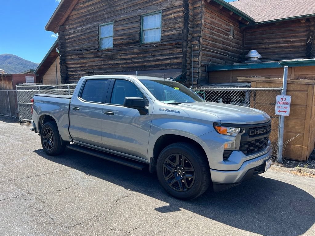 2025 Chevrolet Silverado 1500 Custom