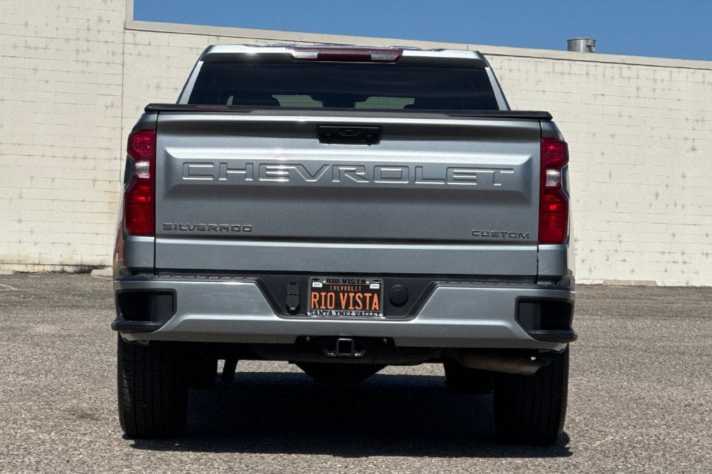 2025 Chevrolet Silverado 1500 Custom