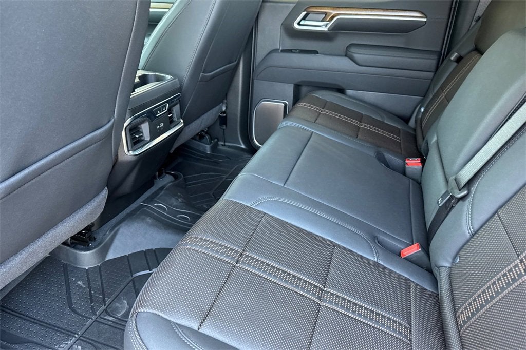 2025 Chevrolet Silverado 1500 High Country