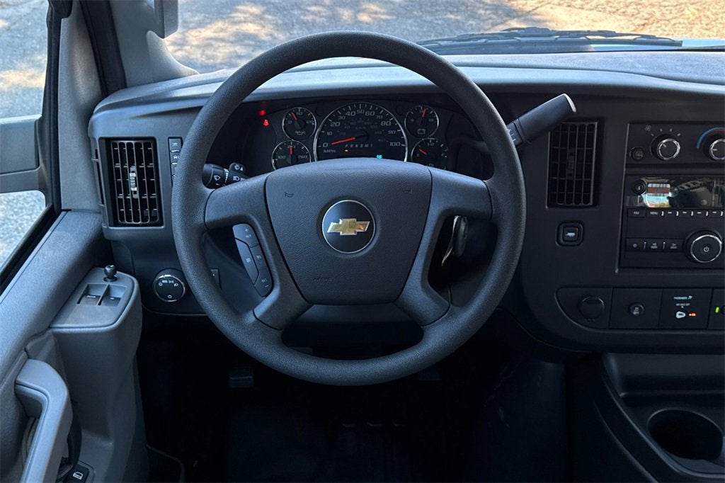 2025 Chevrolet Express Cargo 2500 WT