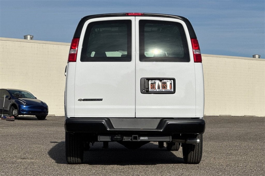 2025 Chevrolet Express Cargo 2500 WT