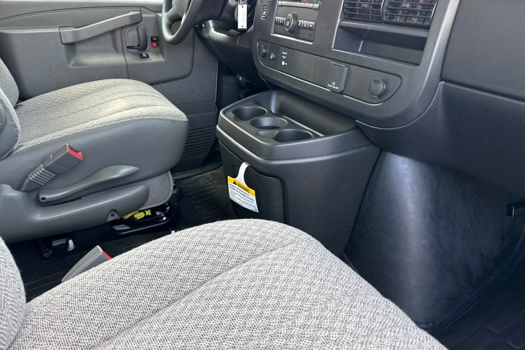 2026 Chevrolet Express Cargo WT