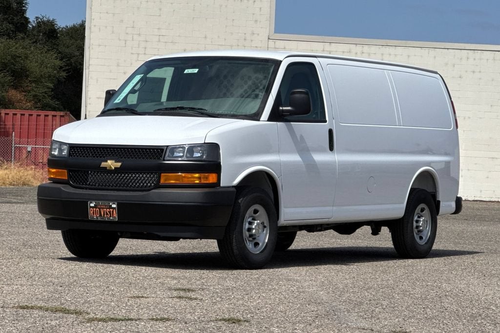 2026 Chevrolet Express Cargo WT