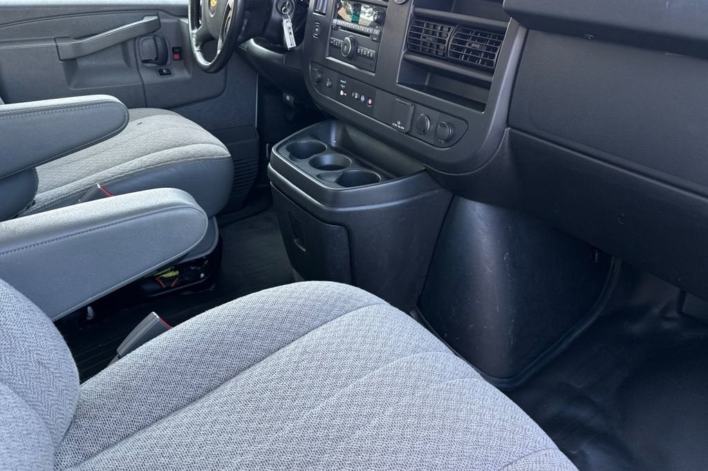 2020 Chevrolet Express Cargo 2500 WT