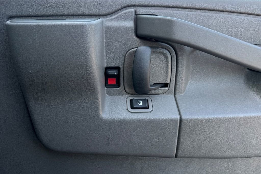 2020 Chevrolet Express Cargo 2500 WT