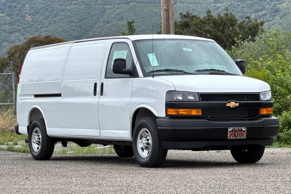 2026 Chevrolet Express Cargo WT
