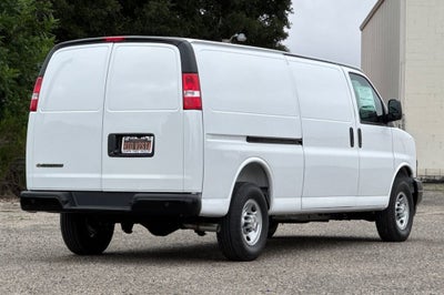 2026 Chevrolet Express Cargo WT