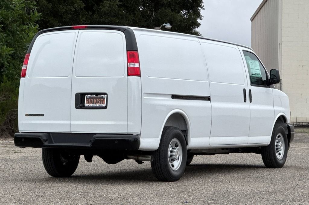 2026 Chevrolet Express Cargo WT