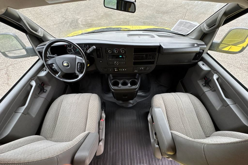 2023 Chevrolet Express Cargo 3500 WT