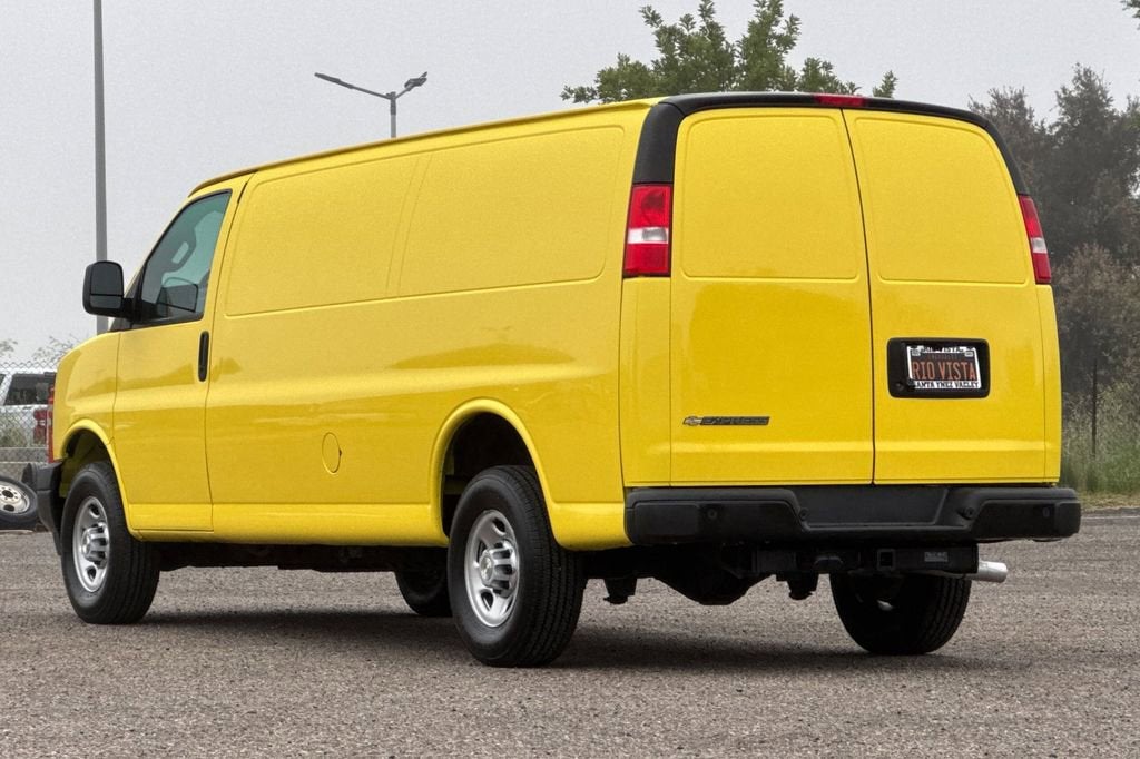 2023 Chevrolet Express Cargo 3500 WT