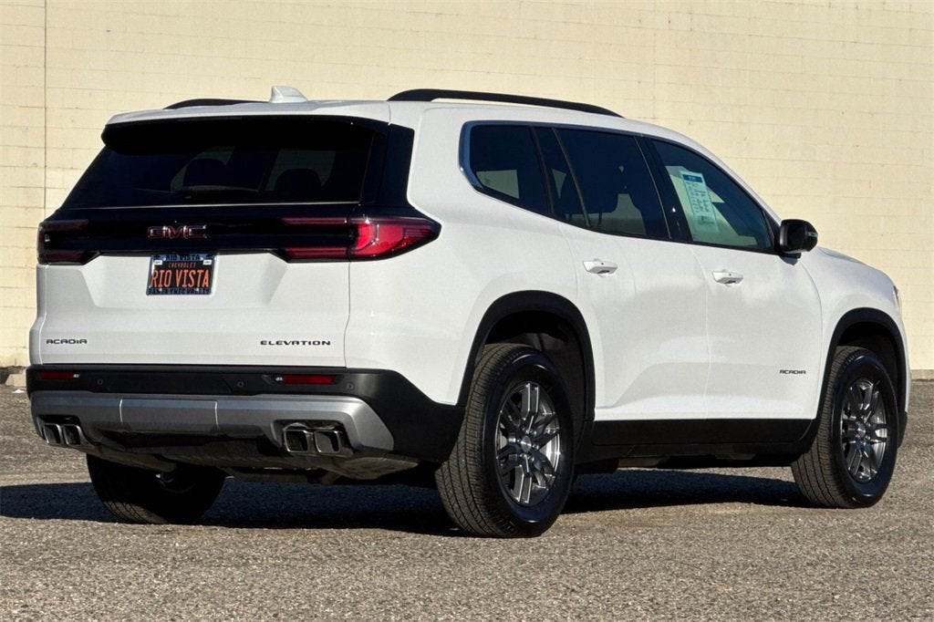 2025 GMC Acadia Elevation