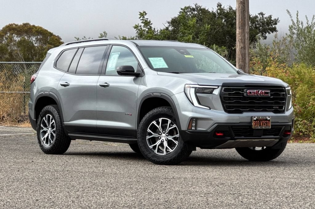 2025 GMC Acadia AT4
