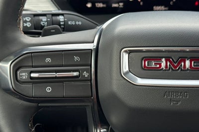 2025 GMC Acadia AT4