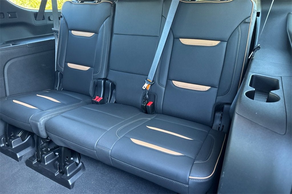 2024 GMC Yukon XL AT4