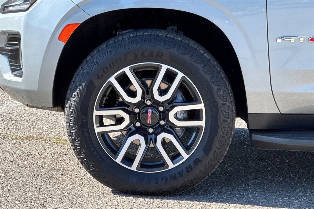 2024 GMC Yukon XL AT4