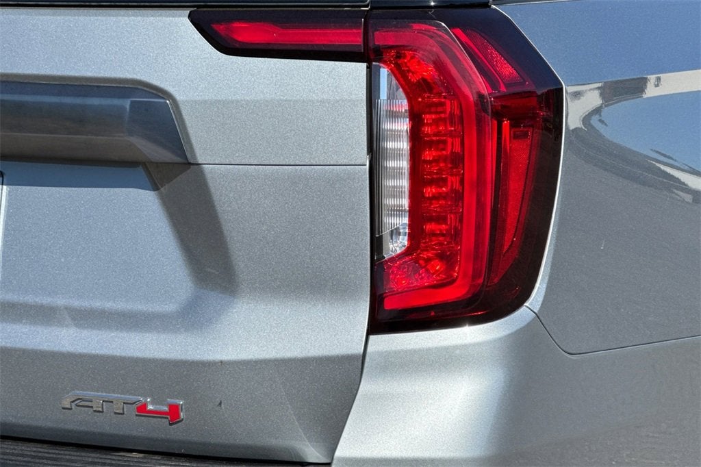 2024 GMC Yukon XL AT4